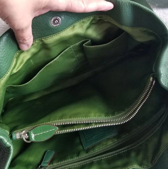 Coach Penelope Green Leather Tote Bag - Picture 2 of 12